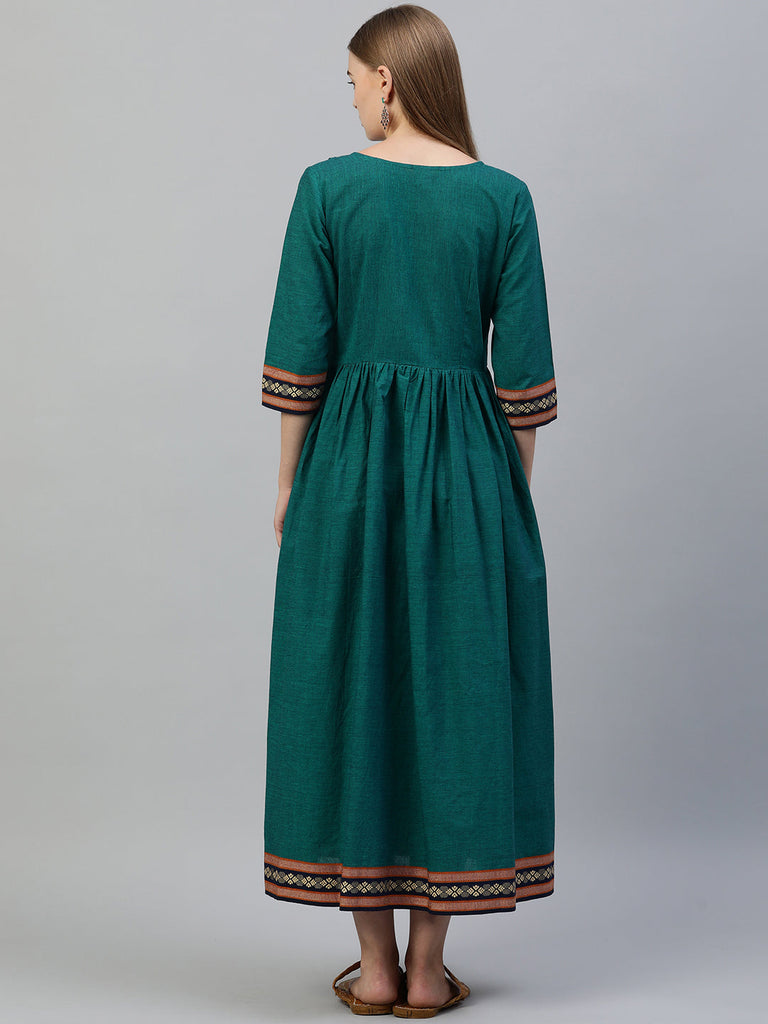 Green solid Maternity Dress