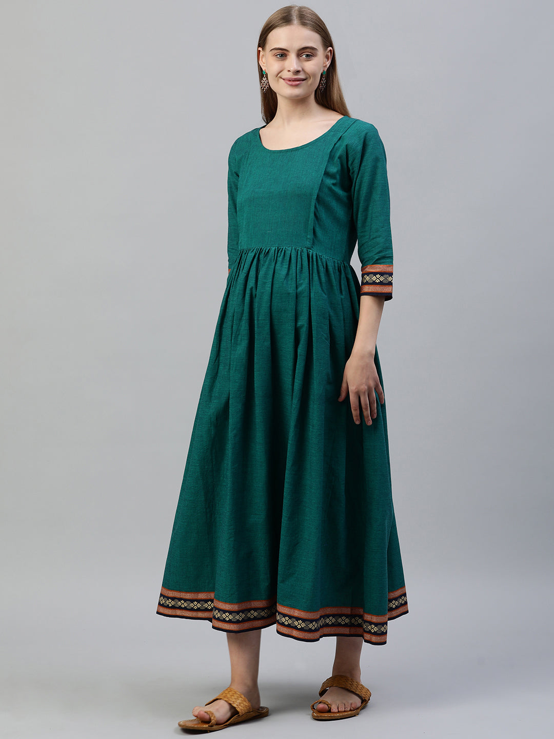 Green solid Maternity Fit & Flare Maxi Dress